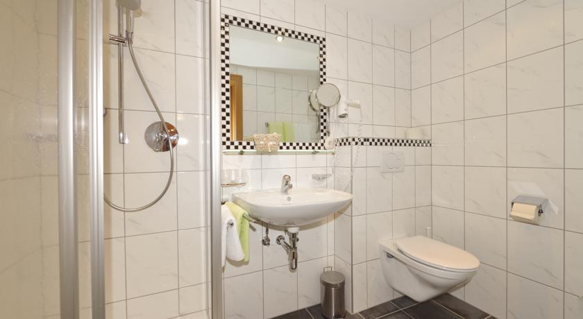 Hotel Garni Viktoria Sankt Anton am Arlberg Kamer foto