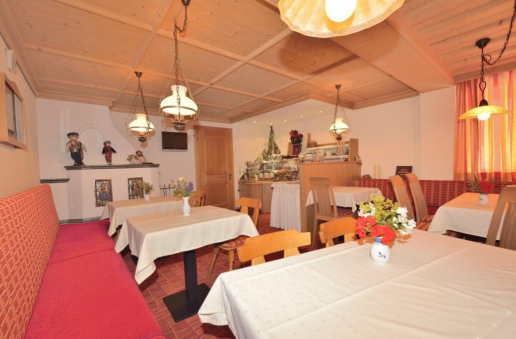 Hotel Garni Viktoria Sankt Anton am Arlberg Buitenkant foto