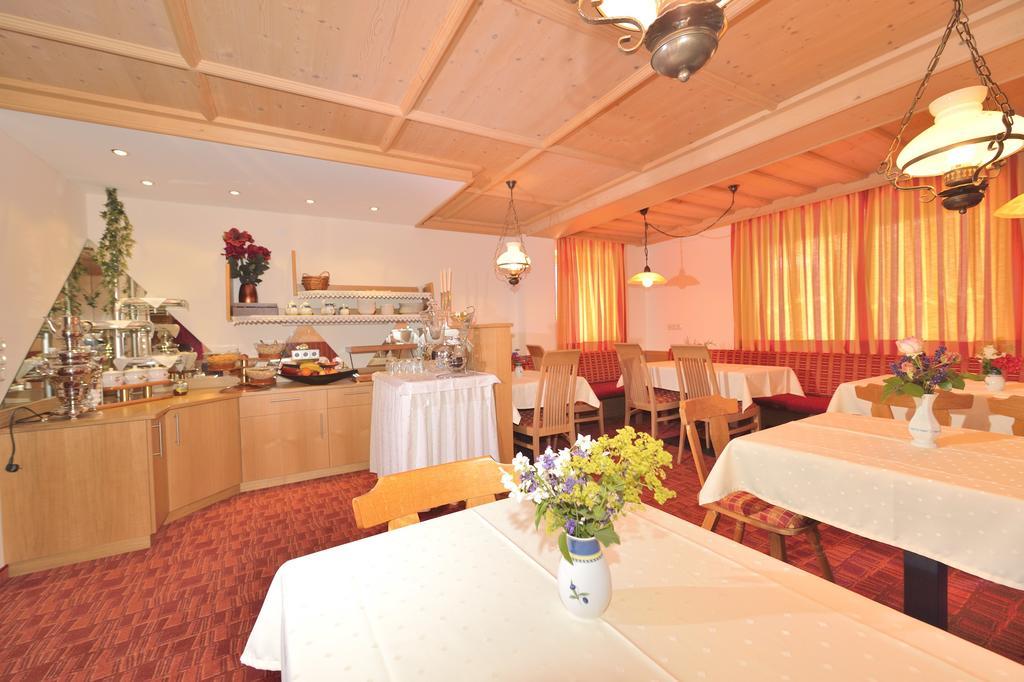 Hotel Garni Viktoria Sankt Anton am Arlberg Buitenkant foto