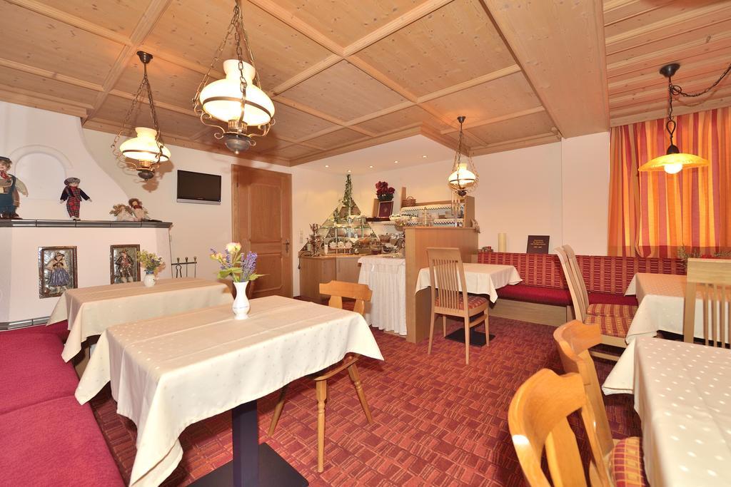 Hotel Garni Viktoria Sankt Anton am Arlberg Buitenkant foto