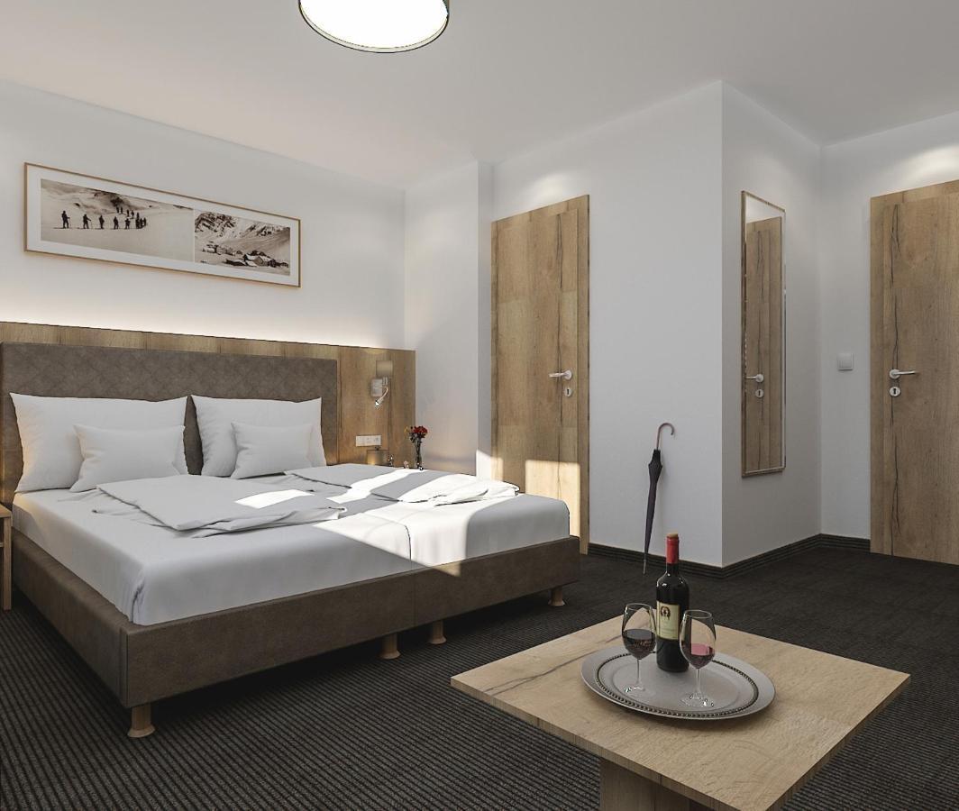 Hotel Garni Viktoria Sankt Anton am Arlberg Buitenkant foto